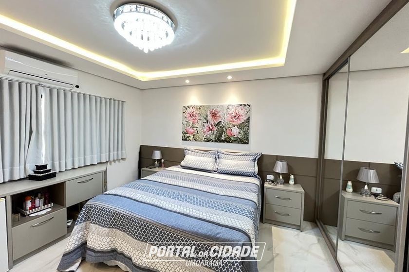 Ch&aacute;cara &agrave; venda - 24m&sup2; - Estrada Jaborandi