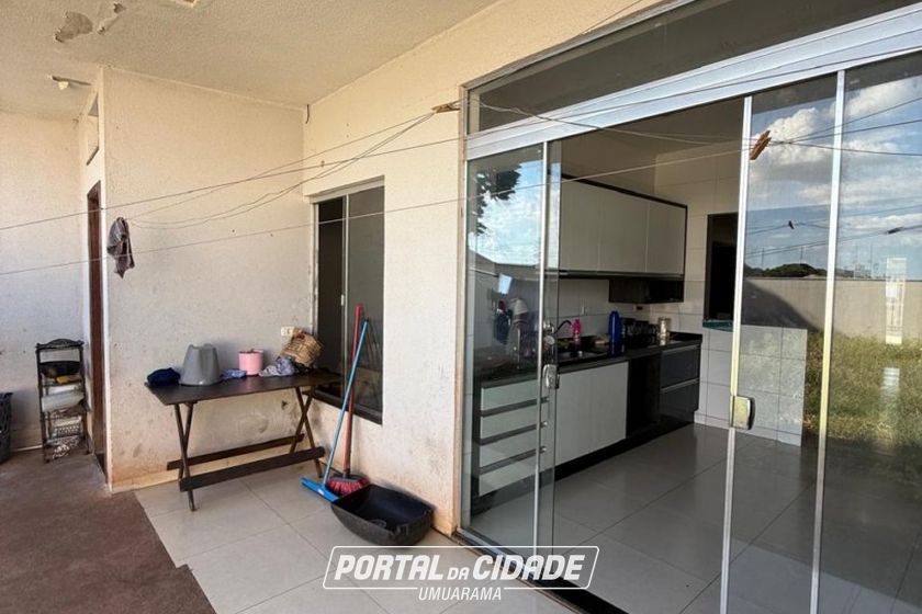 Casa &agrave; venda - 100m&sup2; - ZONA IV