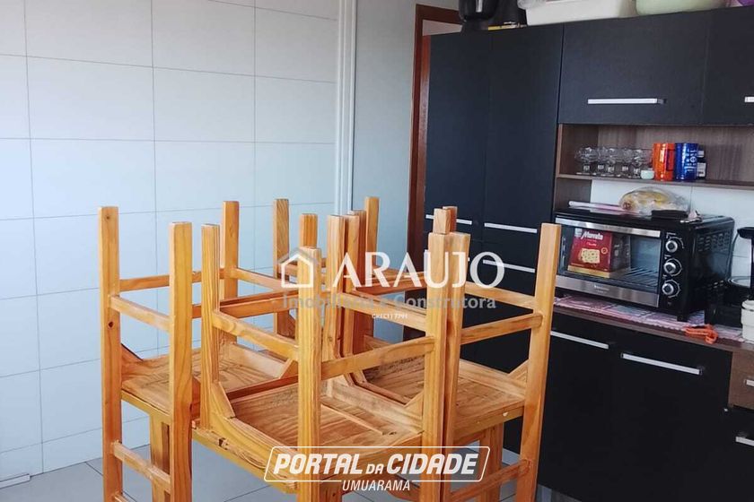 Sobrado &agrave; venda - 251m&sup2; - Jardim Kennedy