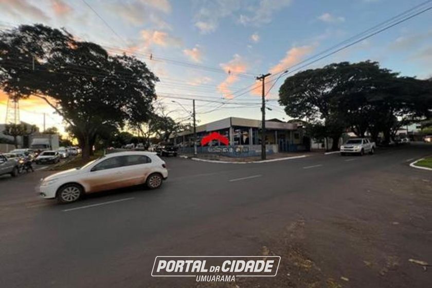 Sal&atilde;o Comercial &agrave; venda - 516m&sup2; - Jardim Para&iacute;so