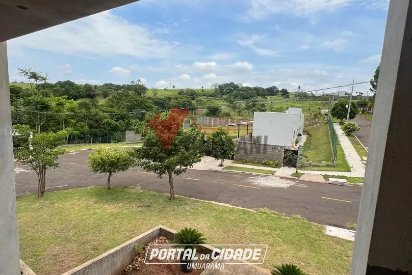Ch&aacute;cara &agrave; venda - Sa&iacute;da para Serra dos Dourados