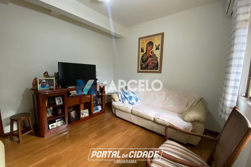 Sobrado &agrave; venda - 223m&sup2; - Zona II