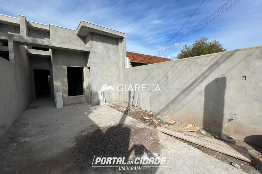 Casa &agrave; venda - 73m&sup2; - JARDIM COOPAGRO
