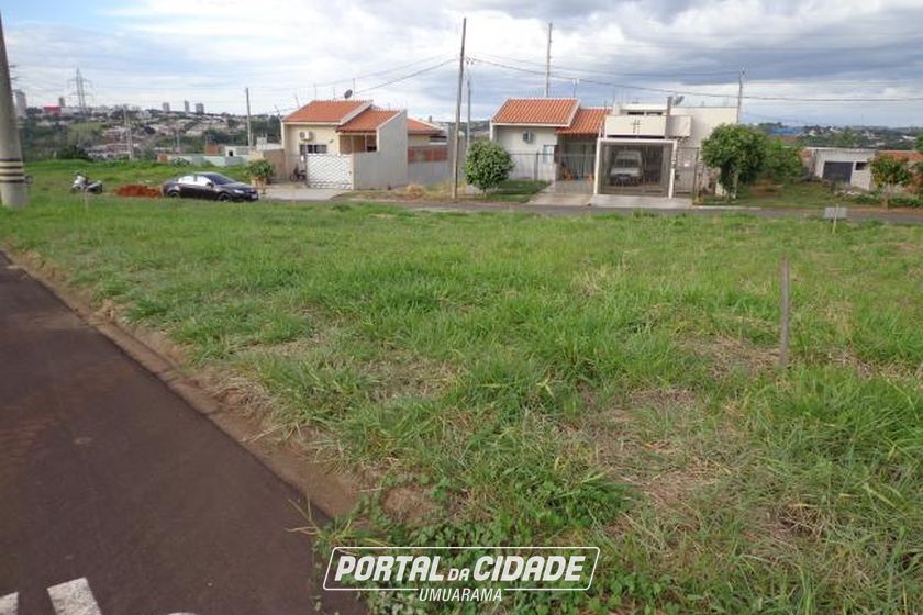 Terreno &agrave; venda - 218m&sup2; - Jardim Real