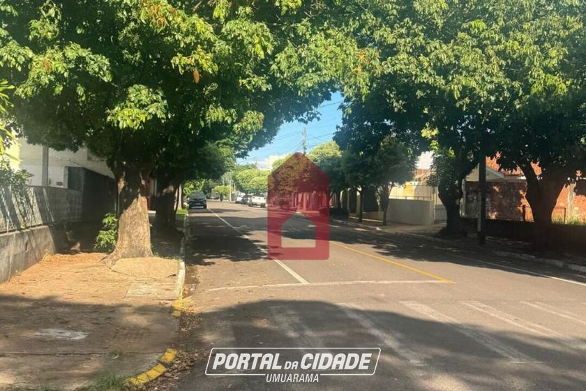 Terreno &agrave; venda - 315m&sup2; - Zona II