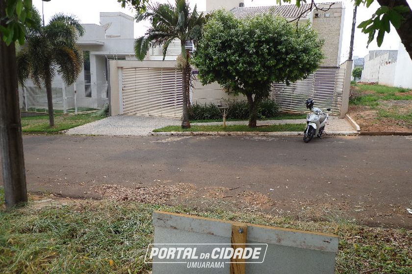 Terreno &agrave; venda - 220m&sup2; - JARDIM VELEIROS