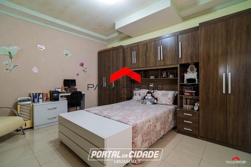 Sobrado &agrave; venda - 266m&sup2; - Zona II