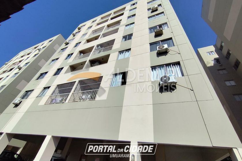 Apartamento para alugar - 74m&sup2; - Zona 6