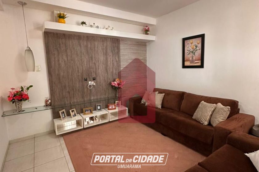 Casa &agrave; venda - 243m&sup2; - Zona V