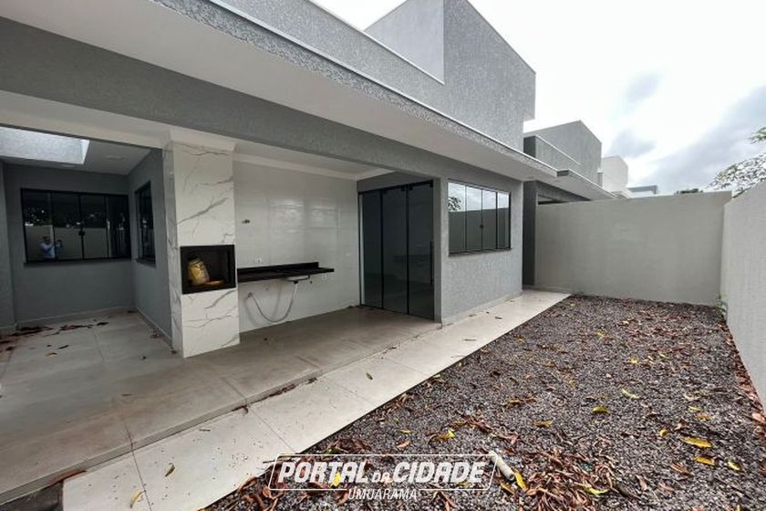 Casa &agrave; venda - 200m&sup2; - 