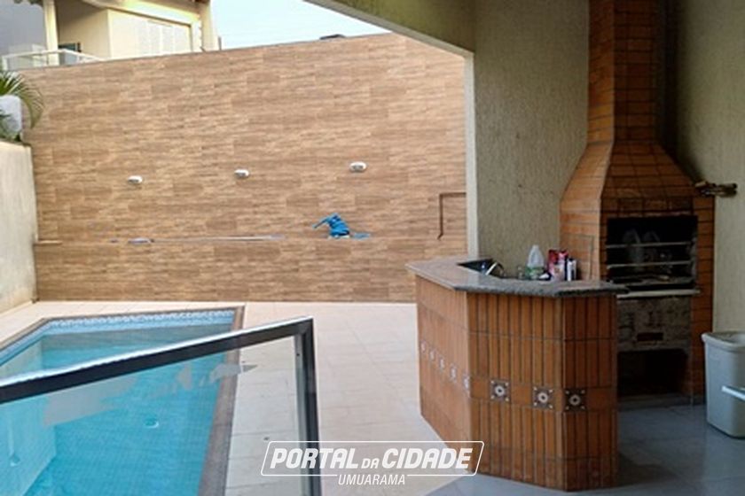 Sobrado &agrave; venda - 233m&sup2; - Zona I