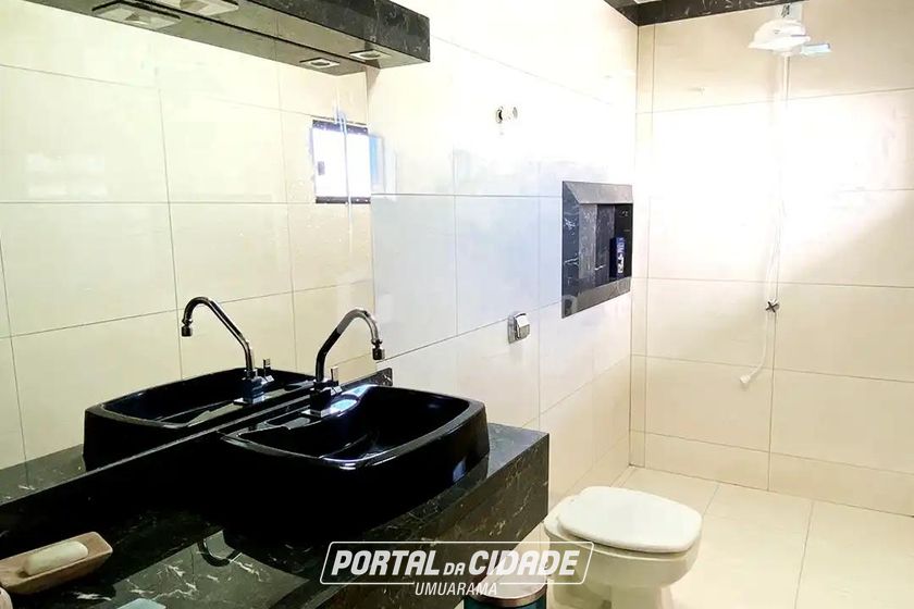 Casa &agrave; venda - 310m&sup2; - Perimetro Urbano Serra Dos Dourados