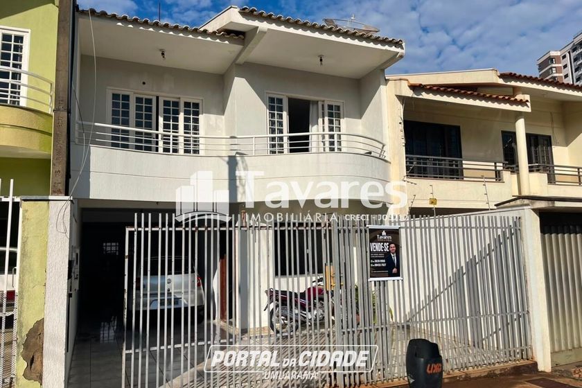 Sobrado &agrave; venda - 145m&sup2; - Zona II