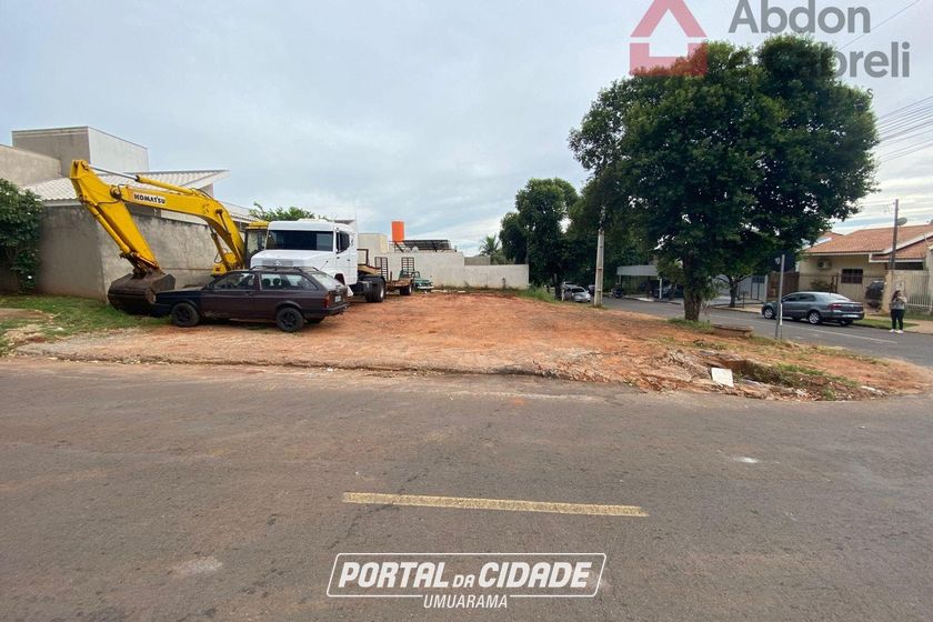 Terreno &agrave; venda - 375m&sup2; - Jardim Colibri