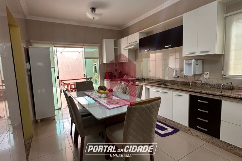 Casa &agrave; venda - 150m&sup2; - Jardim Colibri