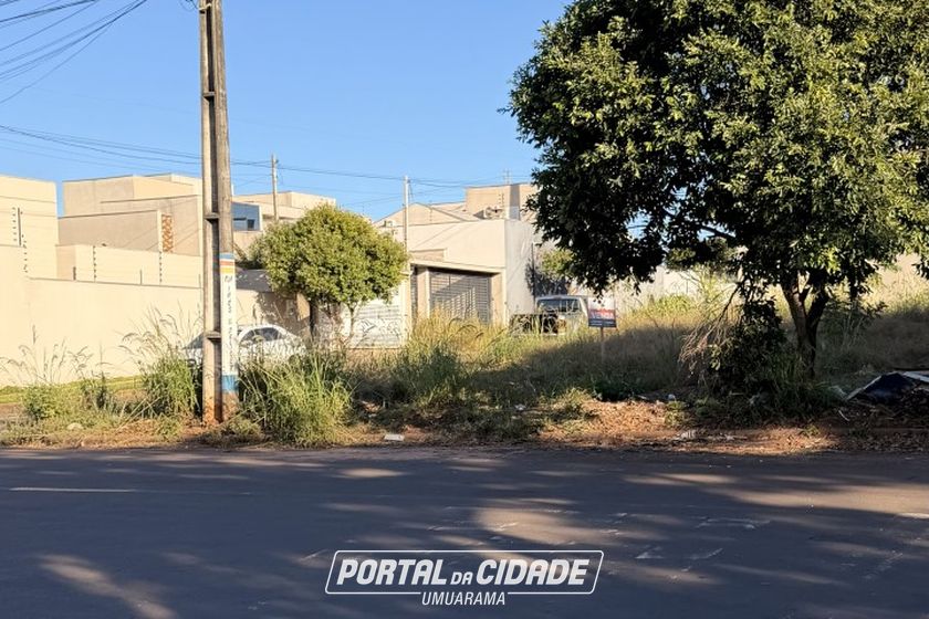 Terreno &agrave; venda - 301m&sup2; - Jardim Colorado