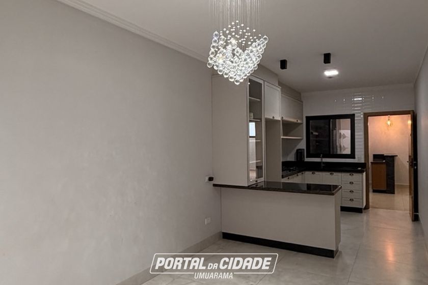 Casa &agrave; venda - 180m&sup2; - Jardim Para&iacute;so