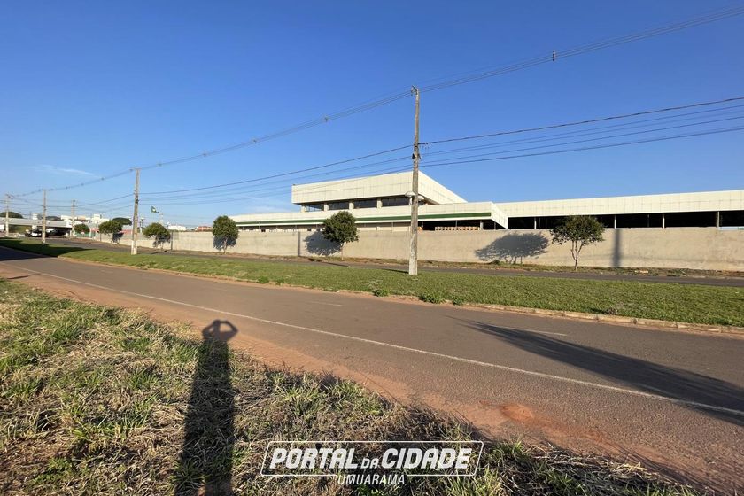 Terreno &agrave; venda - 2339m&sup2; - Parque Viena