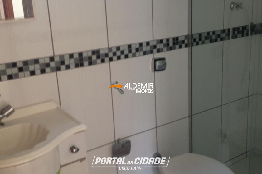 Casa para alugar - 100m&sup2; - Zona 6