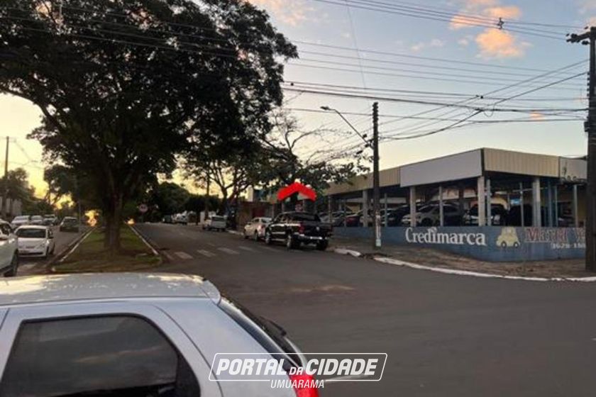 Sal&atilde;o Comercial &agrave; venda - 516m&sup2; - Jardim Para&iacute;so