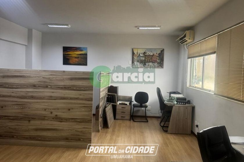 Sala Comercial &agrave; venda - 54m&sup2; - Zona I