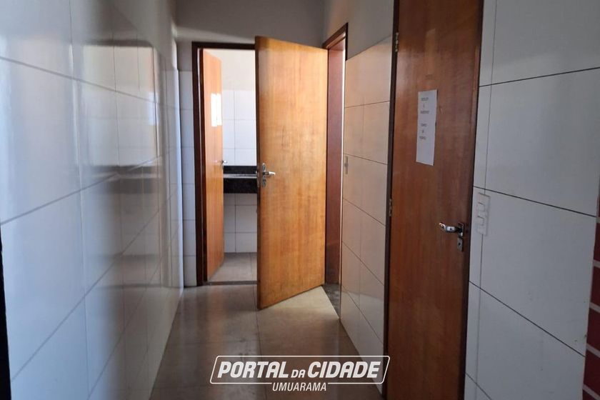 Sal&atilde;o Comercial para alugar - Zona 1