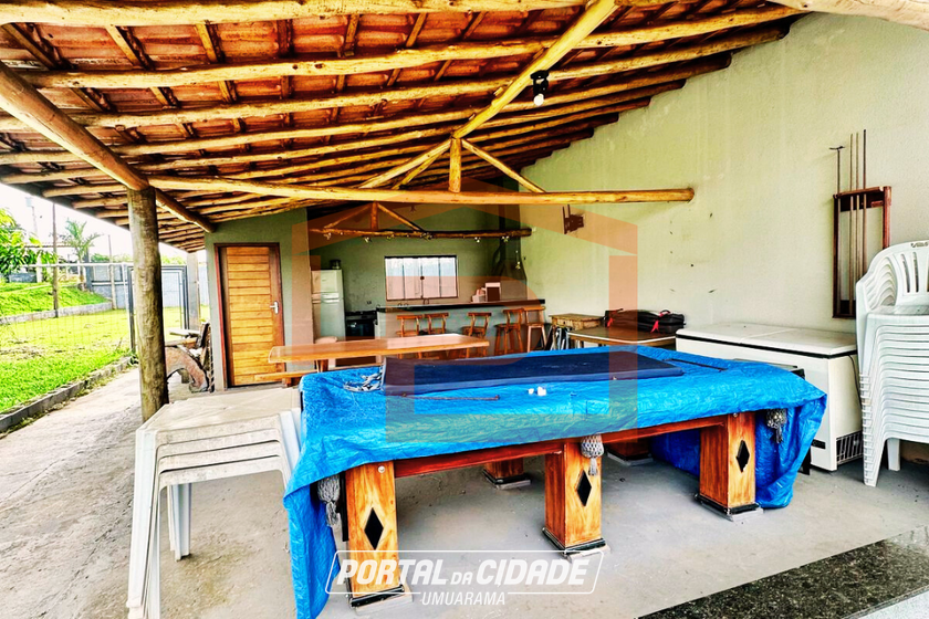 Ch&aacute;cara &agrave; venda - 4000m&sup2; - &Aacute;rea Rural