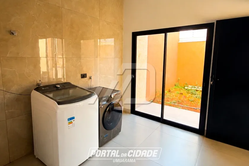 Sobrado &agrave; venda - 180m&sup2; - Parque Residencial Interlagos