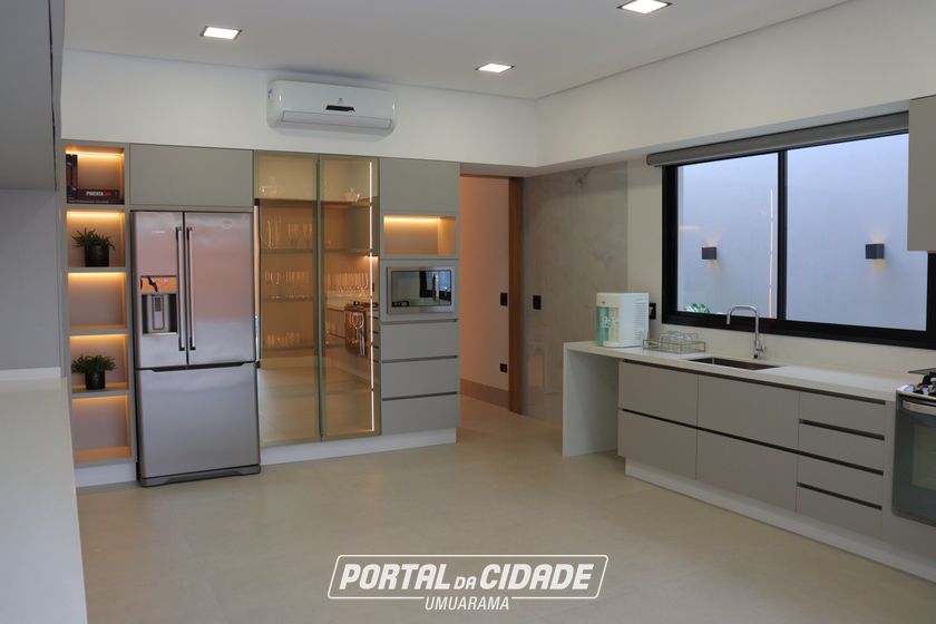 Casa &agrave; venda - 420m&sup2; - Condom&iacute;nio Europark