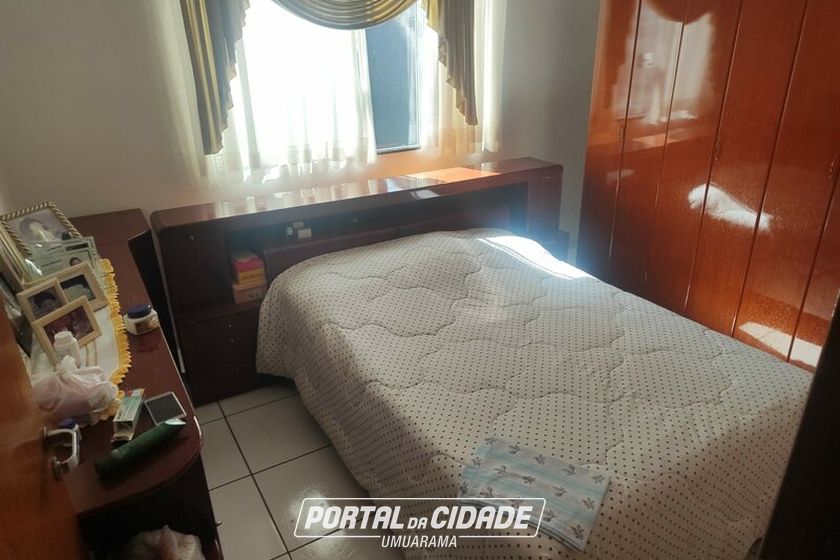 Casa &agrave; venda - 213m&sup2; - JARDIM INDAIA