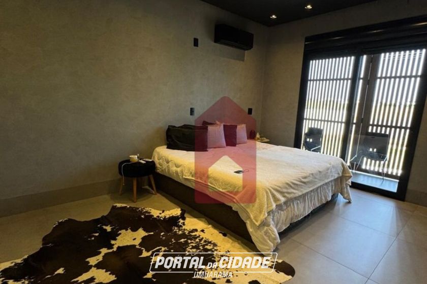 Casa &agrave; venda - 270m&sup2; - Gleba Figueira