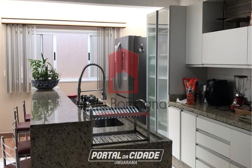 Sobrado &agrave; venda - 276m&sup2; - Zona II