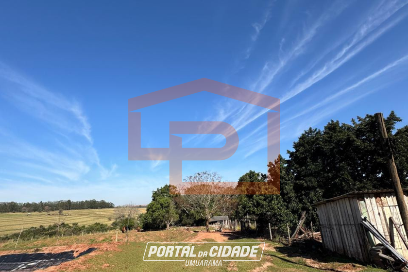 Ch&aacute;cara &agrave; venda - &Aacute;rea Rural