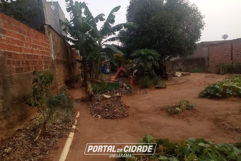 Terreno &agrave; venda - 530m&sup2; - Zona V