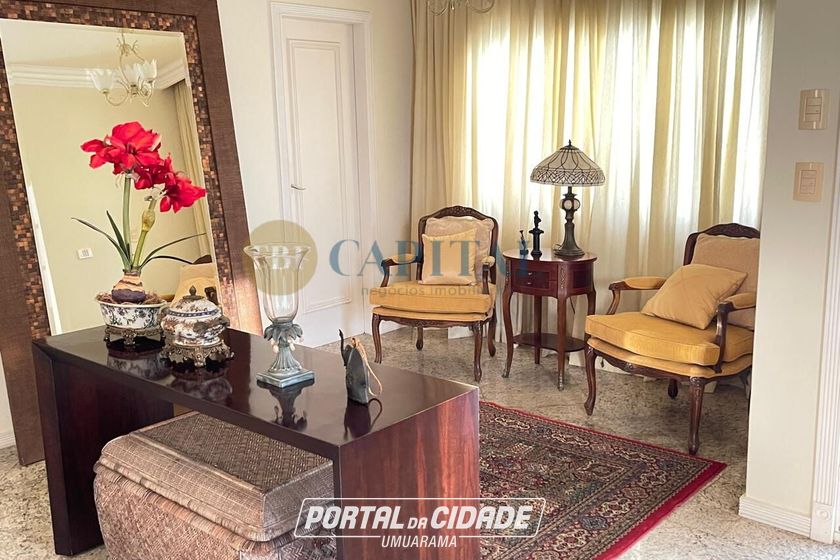 Casa &agrave; venda - 700m&sup2; - Jardim Harmonia