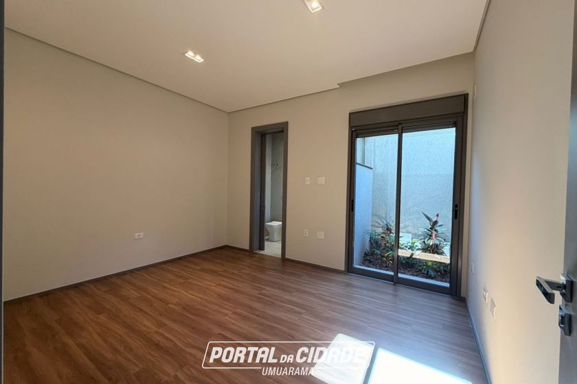 Casa &agrave; venda - 283m&sup2; - PARQUE RESIDENCIAL INTERLAGOS