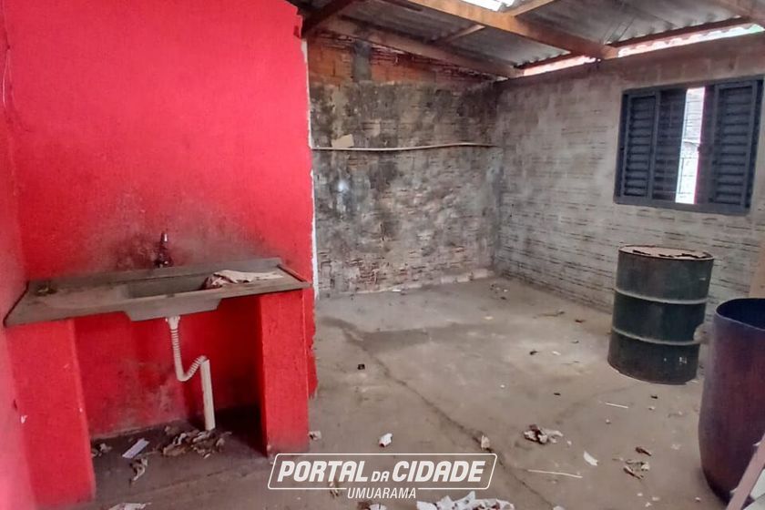 Sal&atilde;o Comercial para alugar - 240m&sup2; - Zona I