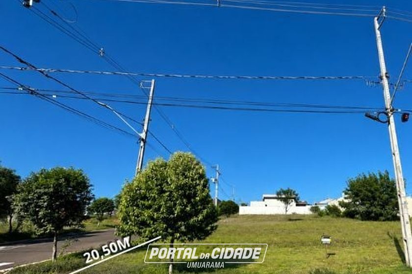 Terreno &agrave; venda - 194m&sup2; - Parque Colina Verde