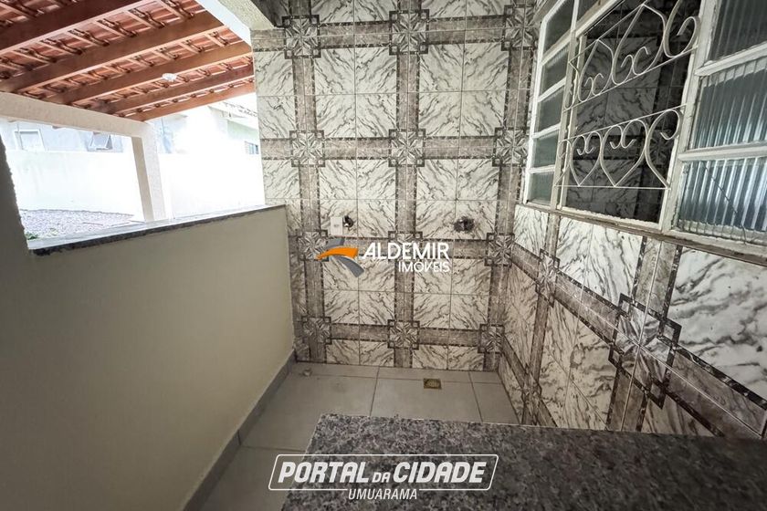 Casa para alugar - 92m&sup2; - Zona 06