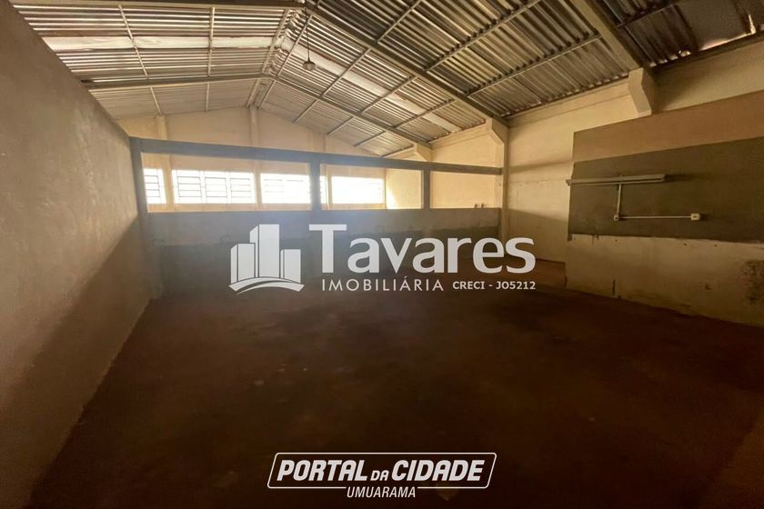 Casa &agrave; venda - 1000m&sup2; - Zona I