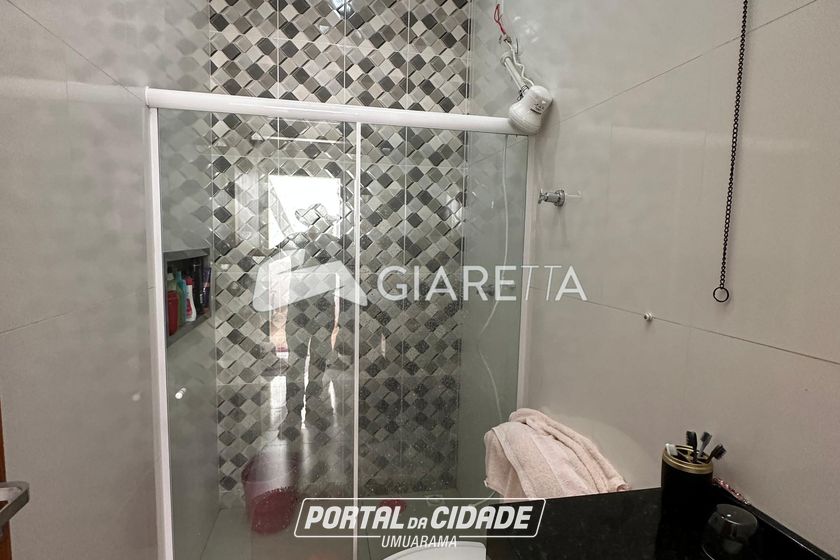 Casa &agrave; venda - 50m&sup2; - JARDIM PINHEIRINHO