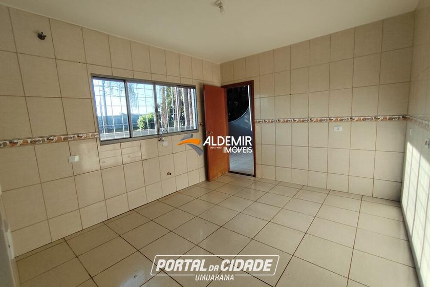 Casa para alugar - 100m&sup2; - Zona 6
