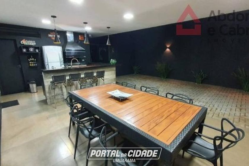 Casa &agrave; venda - 245m&sup2; - Zona V