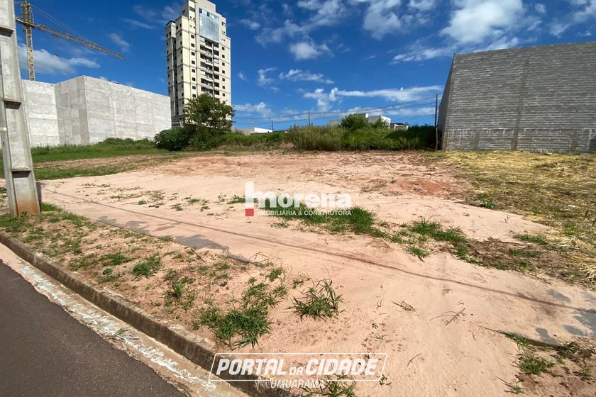 Terreno &agrave; venda - 400m&sup2; - Zona I