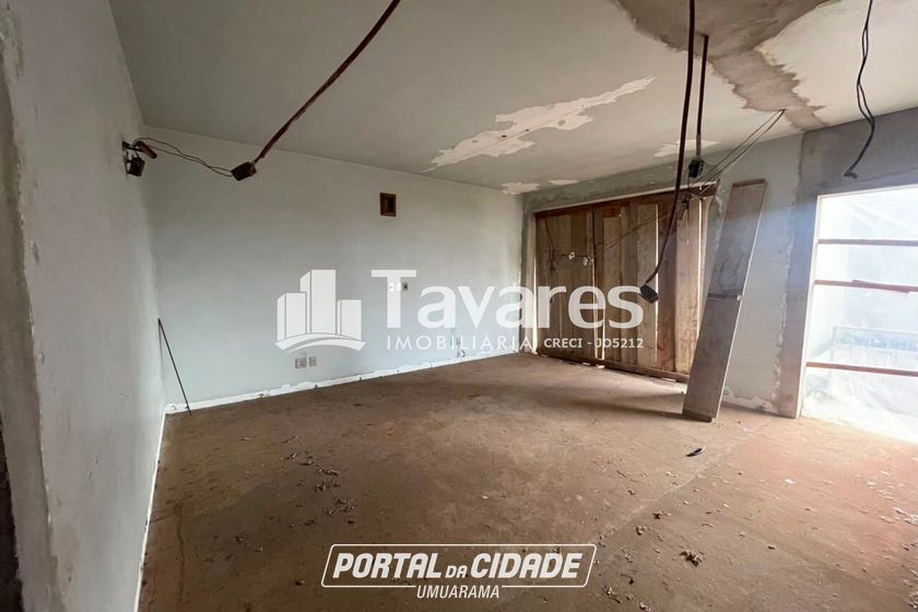 Casa &agrave; venda - 1000m&sup2; - Zona I