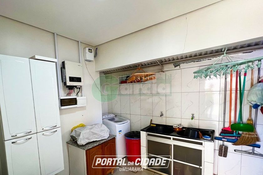 Casa &agrave; venda - 330m&sup2; - .