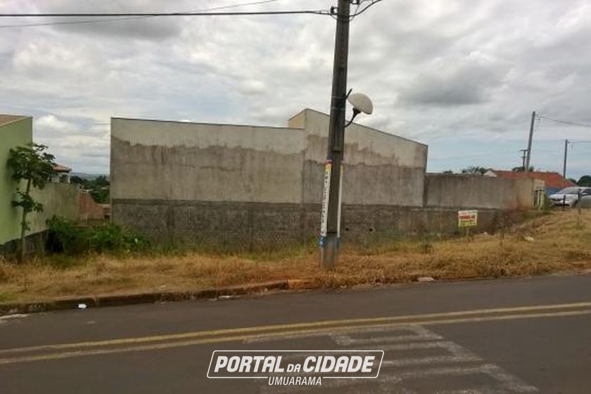 Terreno &agrave; venda - 310m&sup2; - Jardim San Martim