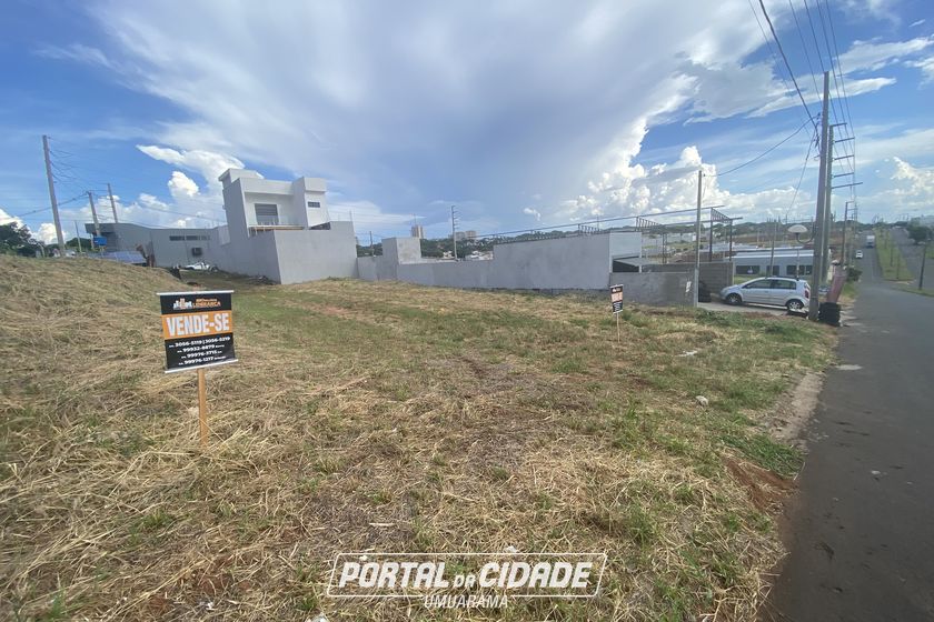 Terreno &agrave; venda - 203m&sup2; - Zona VI