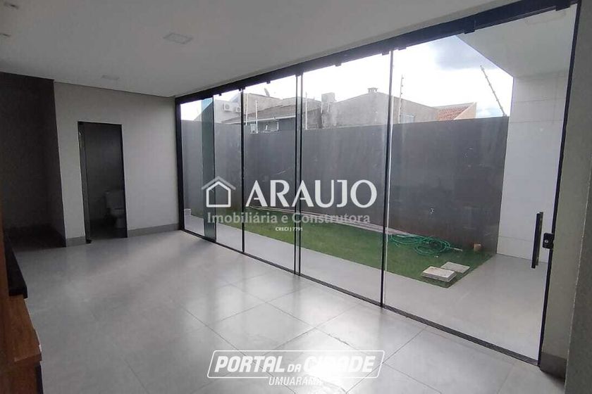Casa &agrave; venda - 117m&sup2; - Jardim Arax&aacute;