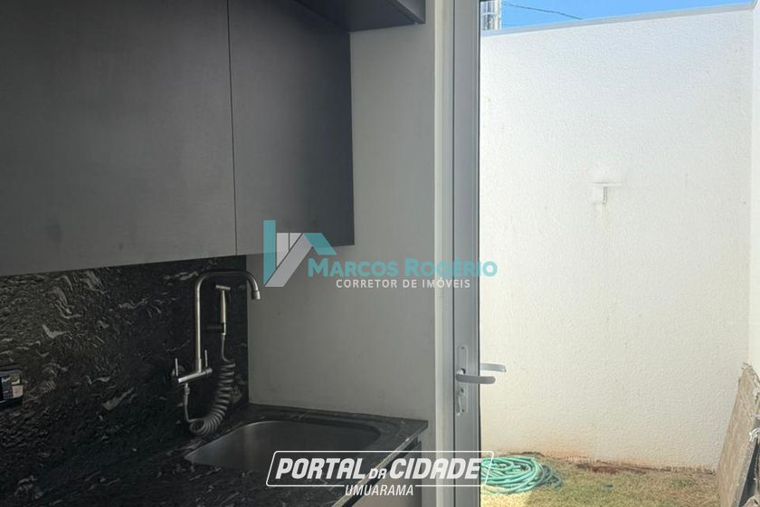 Casa &agrave; venda - 98m&sup2; - Parque Bandeirantes